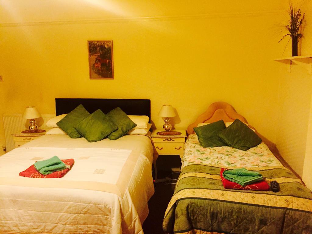 Southend Inn Hotel - Close To Beach, Train Station & Southend Airport 部屋 写真